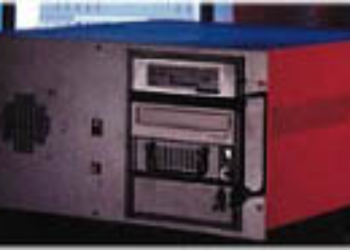 Front view of the Hardware Research 604e/233 DP rackmount Mac clone