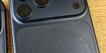 iPhone 17 Pro Scratchgate: Why Users See Scuffs